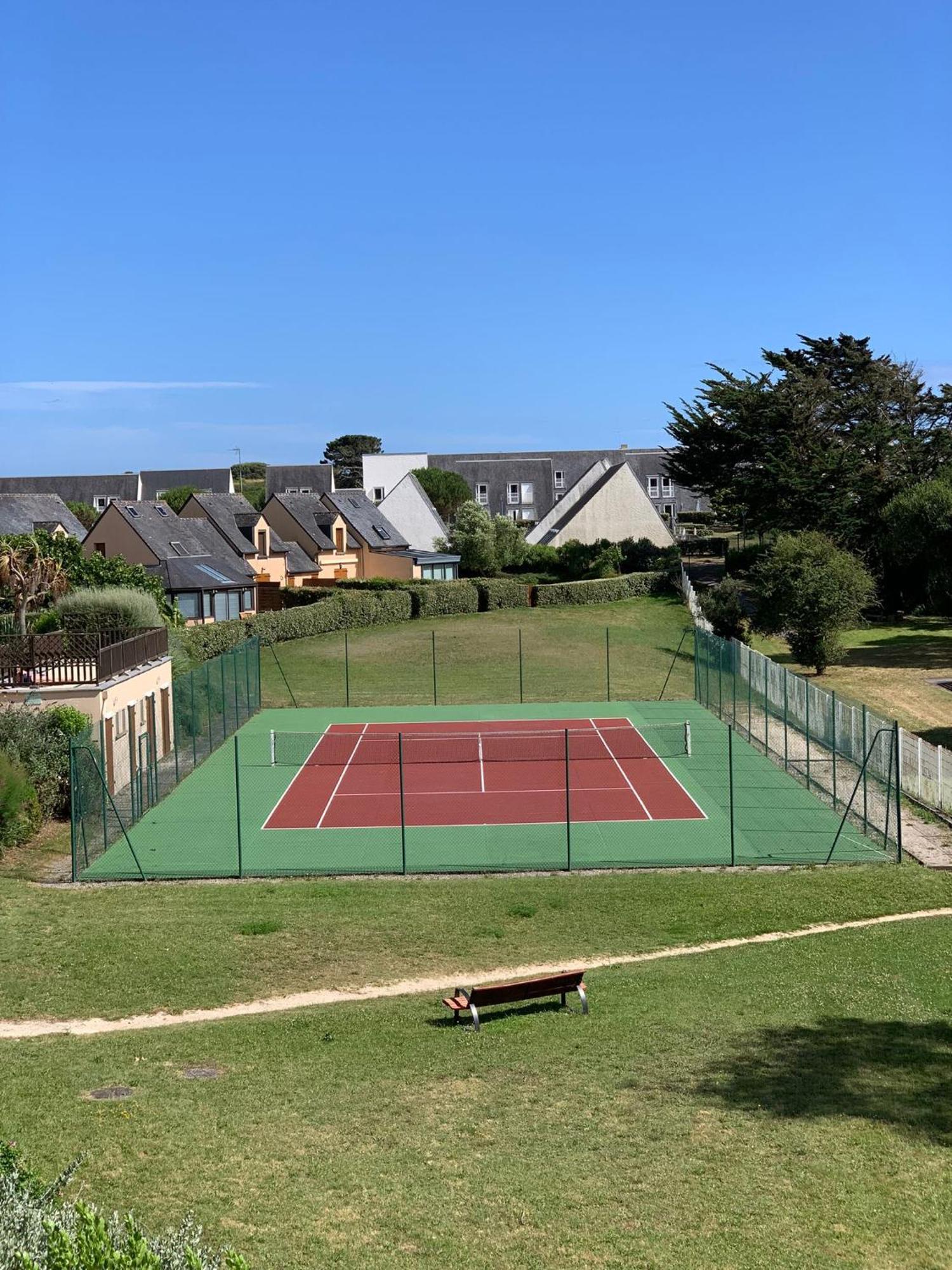 Perle Beach, Petite Maison Situee En Bord De Plage, Piscine. Guidel Luaran gambar