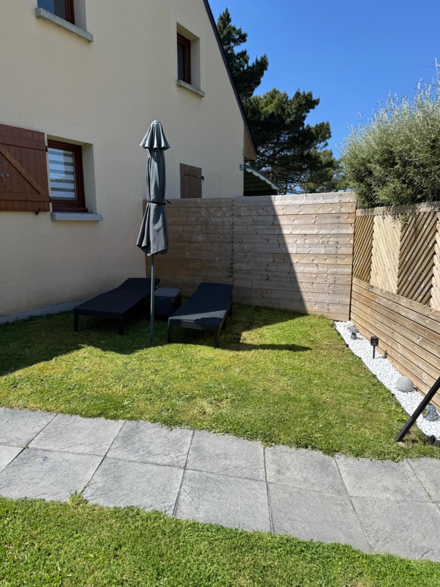 Perle Beach, Petite Maison Situee En Bord De Plage, Piscine. Guidel Luaran gambar