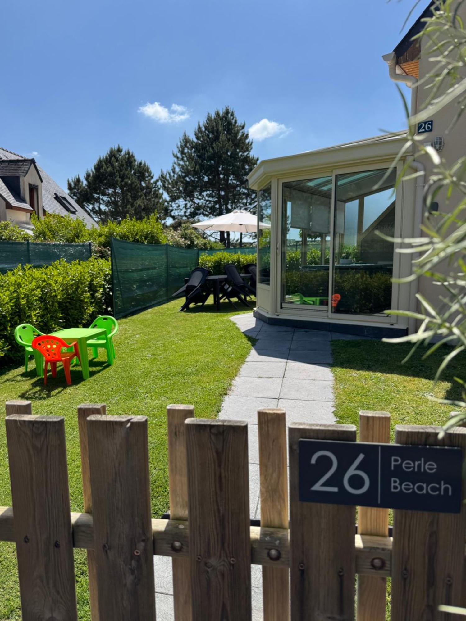 Perle Beach, Petite Maison Situee En Bord De Plage, Piscine. Guidel Luaran gambar